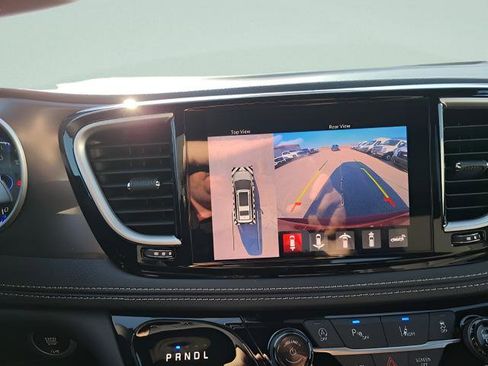 New 2026 Chrysler Pacifica Select image 13