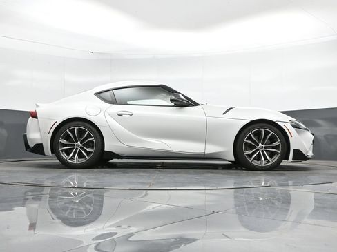 Used 2022 Toyota Supra w/ Safety & Technology Package RWD image 41