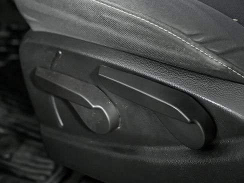 Used 2018 Chevrolet Silverado 2500 LT image 22