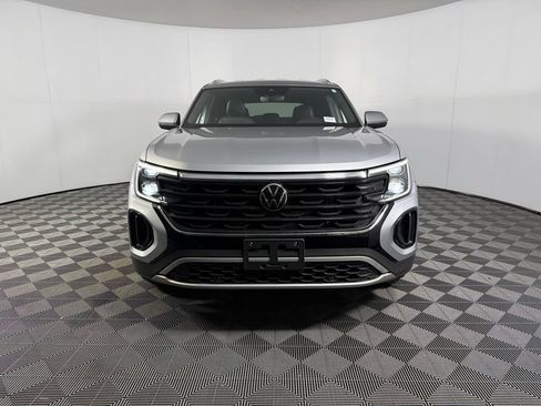 Used 2024 Volkswagen Atlas Cross Sport SE AWD/4WD image 4