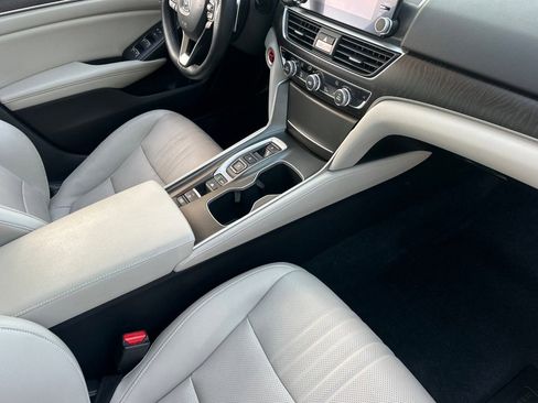 Used 2019 Honda Accord EX-L image 31