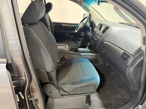 Used 2010 Nissan Armada SE AWD/4WD image 11