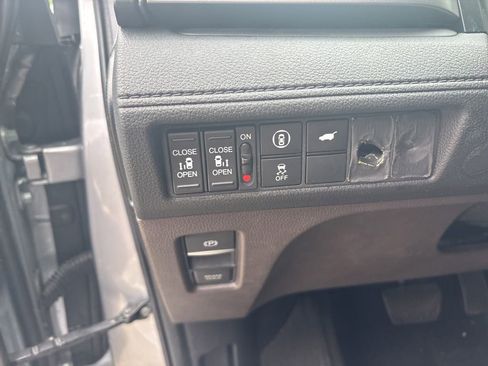 Used 2023 Honda Odyssey EX-L image 15