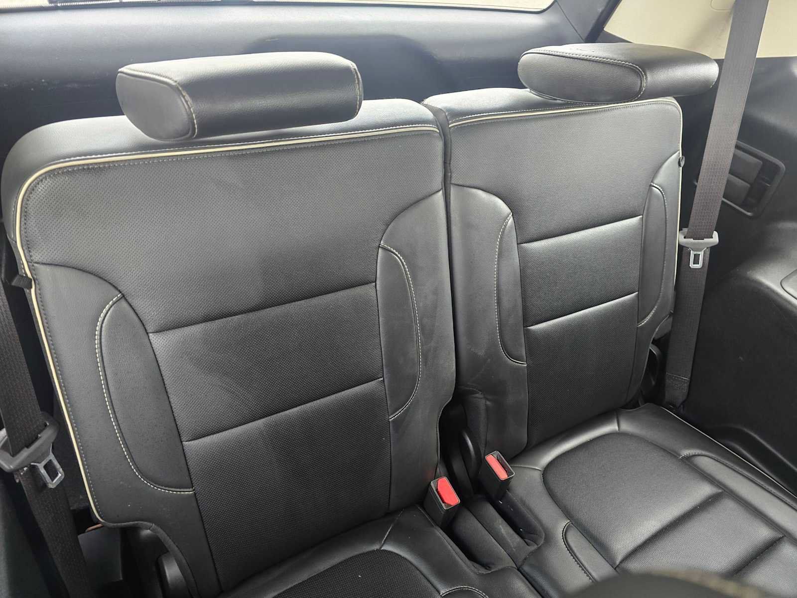 Used 2023 GMC Acadia Denali FWD image 13