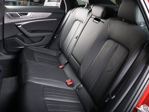 Used 2024 Audi A6 Premium Plus image 38