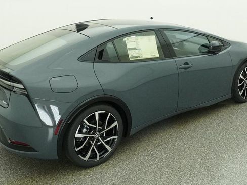 New 2026 Toyota Prius Plug-In Hybrid w/ Limited Premium Package FWD image 17