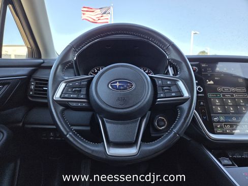 Used 2023 Subaru Outback Premium image 11
