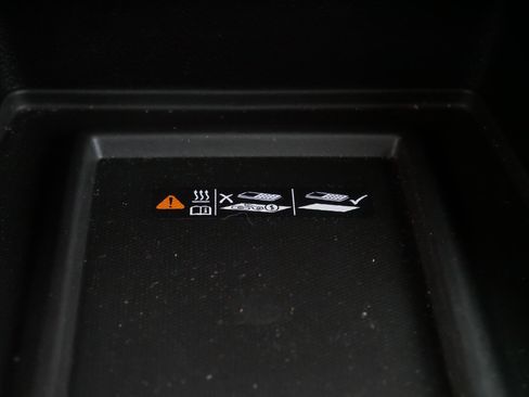 Used 2022 Chevrolet Traverse Premier image 33