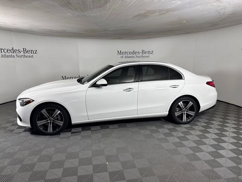 Used 2023 Mercedes-Benz C 300 Sedan image 4