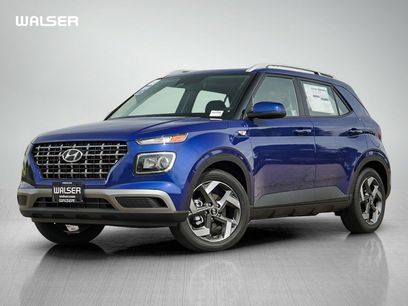 Used 2025 Hyundai Venue SEL