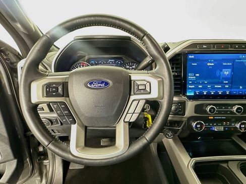 Used 2022 Ford F250 Lariat w/ Black Appearance Package AWD/4WD image 11