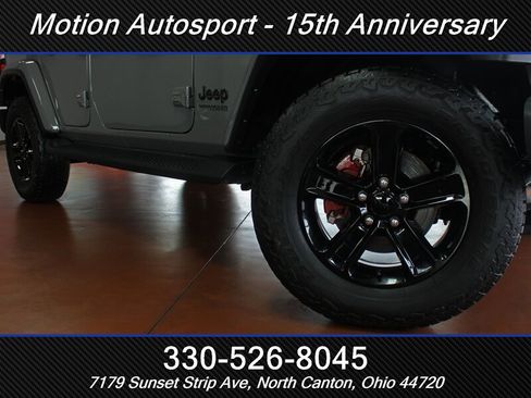 Used 2022 Jeep Wrangler Unlimited Sahara AWD/4WD image 54