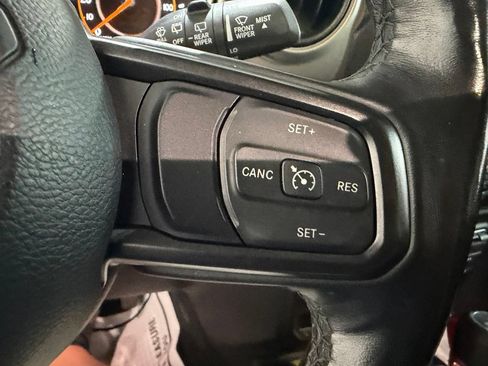 Used 2021 Jeep Wrangler Unlimited Sport AWD/4WD image 16