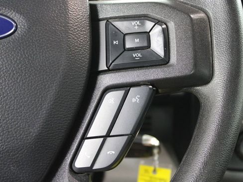 Used 2021 Ford F550 4x4 Regular Cab Super Duty image 25