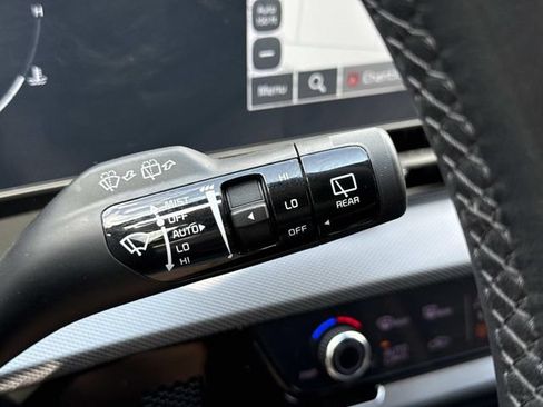 Used 2025 Kia Sportage SX FWD image 26
