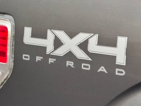 Used 2011 Ford F150 XLT w/ Off-Road Pkg image 11