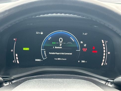 Used 2025 Toyota Camry XSE image 14