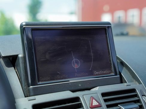 Used 2010 Mercedes-Benz C 63 AMG Sedan image 18