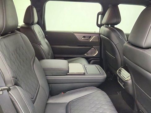 Used 2025 INFINITI QX80 Autograph w/ Premium Cargo Package image 26