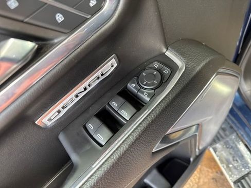Used 2023 GMC Sierra 1500 Denali image 11