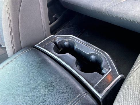 Used 2021 RAM 1500 Big Horn RWD image 14