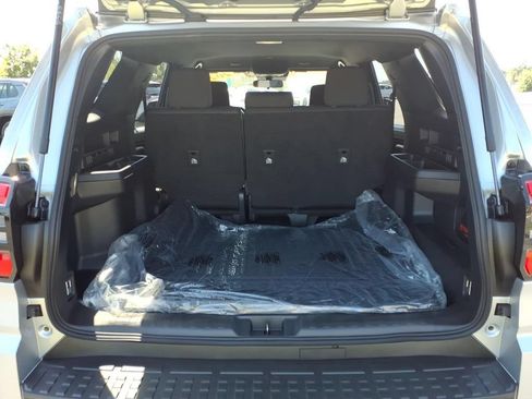 Certified 2026 Toyota 4Runner SR5 RWD image 24