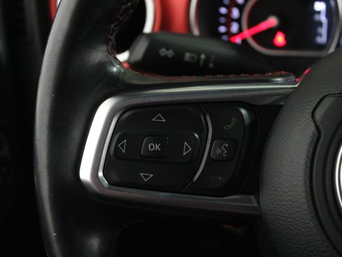 Used 2021 Jeep Gladiator Rubicon image 8