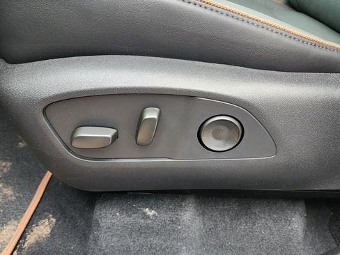 New 2026 GMC Acadia AT4 image 18