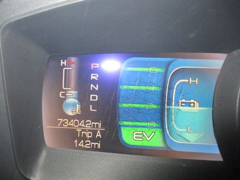 Used 2010 Ford Fusion Hybrid FWD image 17