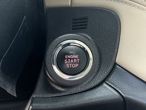 Used 2022 Subaru Outback Limited w/ Popular Package #2 image 27