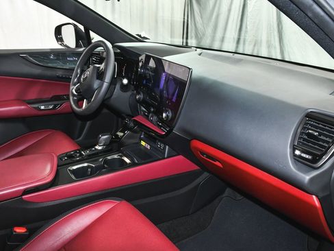 Used 2024 Lexus NX 250 FWD image 57