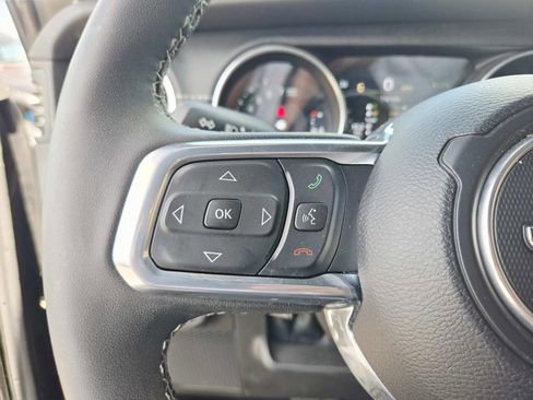 Used 2023 Jeep Wrangler Unlimited Sahara w/ Cold Weather Group image 26