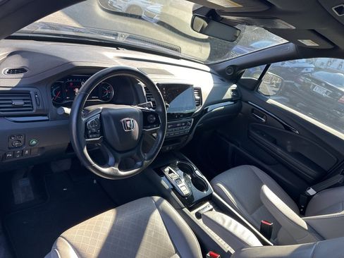 Certified 2021 Honda Passport Touring image 21