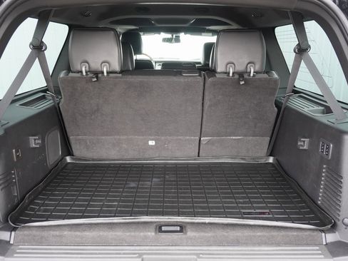 Used 2010 Ford Expedition EL Limited image 9