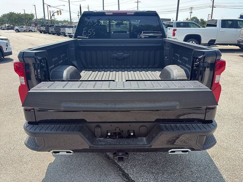 New 2026 Chevrolet Silverado 1500 RST w/ Z71 Off-Road Package AWD/4WD image 14
