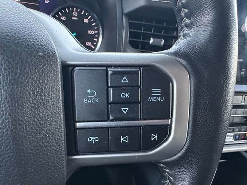 Used 2024 Ford Expedition XLT image 31