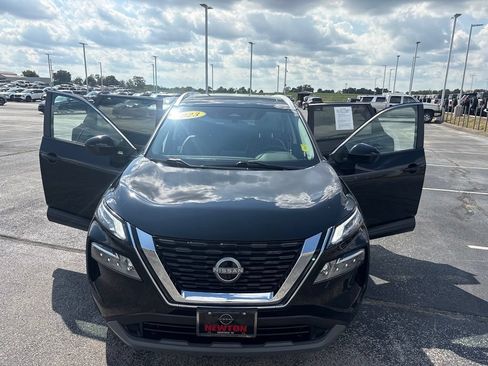 Used 2023 Nissan Rogue SV w/ SV Premium B Package AWD/4WD image 26