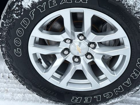 Used 2019 Chevrolet Silverado 1500 LT w/ All-Star Edition image 7