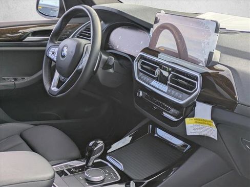 Certified 2024 BMW X3 xDrive30i w/ Premium Package w/ZPA image 23