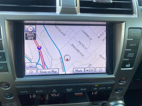 Used 2013 Lexus GX 460 AWD/4WD image 25