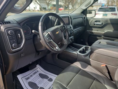 Used 2021 Chevrolet Silverado 1500 LTZ w/ LTZ Premium Package image 9