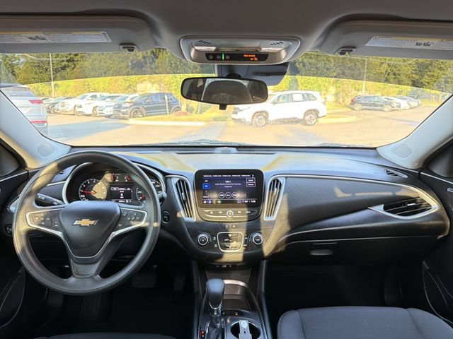 Used 2022 Chevrolet Malibu LS w/ Driver Confidence Package II FWD image 18