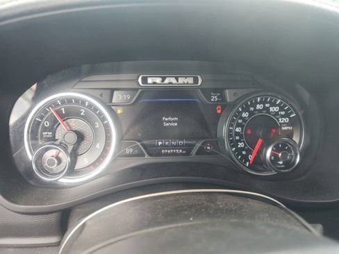 Used 2019 RAM 3500 Laramie AWD/4WD image 10