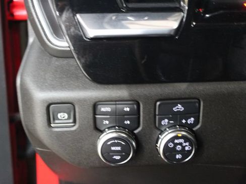 Used 2024 GMC Sierra 1500 Elevation AWD/4WD image 15