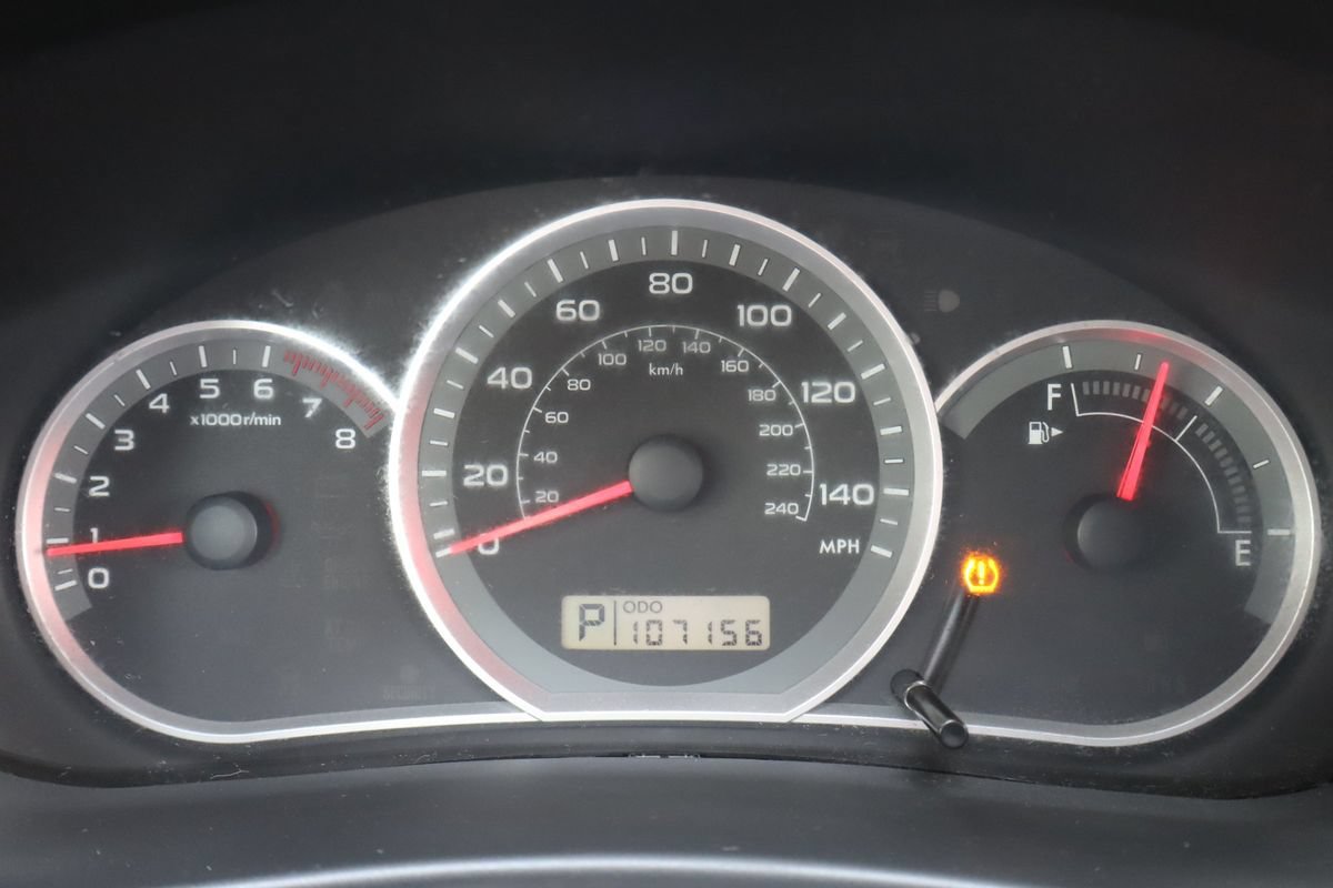 Used 2010 Subaru Impreza 2.5i AWD/4WD image 32
