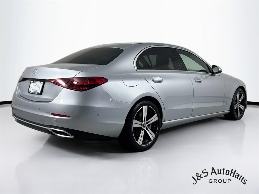 Used 2022 Mercedes-Benz C 300 Sedan w/ Exclusive Trim Package image 7