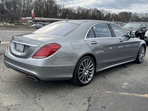 Used 2015 Mercedes-Benz S 550 Sedan image 5