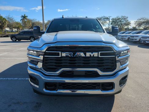 New 2025 RAM 2500 Tradesman AWD/4WD image 3