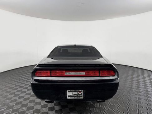 Used 2012 Dodge Challenger R/T RWD image 10