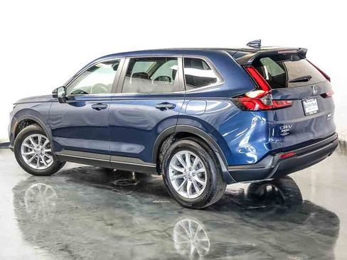 Used 2025 Honda CR-V EX-L image 9